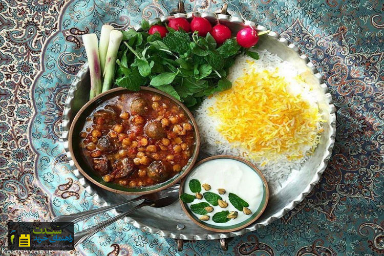قیمه-نخود-از-غذاهای-سنتی-یزد